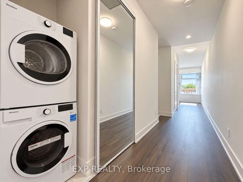 Photo 17 at 315 - 111 St Clair Avenue W, St. Clair, Toronto