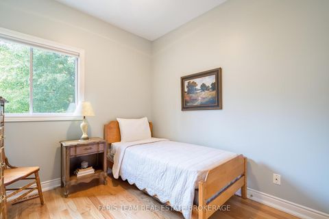 Photo 9 at 1011 Ferrier Avenue, Lefroy, Innisfil