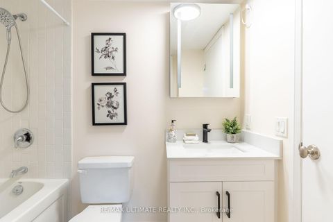 Photo 25 at 627 - 111 Elizabeth Street, Bay Street Corridor, Toronto