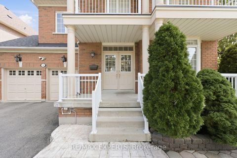 Photo 3 at 1 Cetona Avenue, Vellore Village, Vaughan