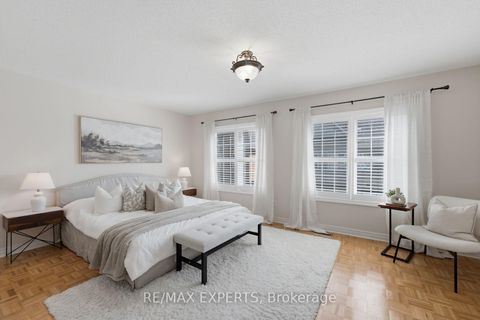 Photo 24 at 1 Cetona Avenue, Vellore Village, Vaughan