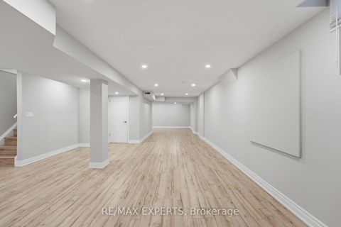 Photo 36 at 1 Cetona Avenue, Vellore Village, Vaughan