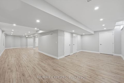 Photo 37 at 1 Cetona Avenue, Vellore Village, Vaughan