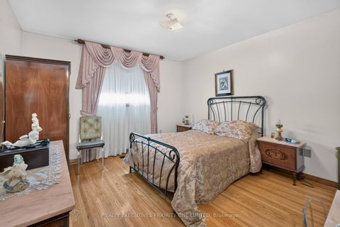 Photo 12 at 355 Glen Park Avenue, Glen Park, Toronto