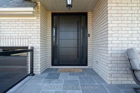 Photo 4 at 16 Thomas Noble Court, Nobleton, King