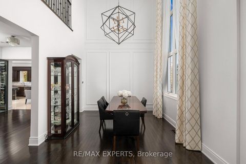 Photo 10 at 16 Thomas Noble Court, Nobleton, King