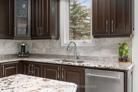 Photo 25 at 16 Thomas Noble Court, Nobleton, King