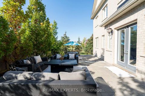 Photo 45 at 16 Thomas Noble Court, Nobleton, King