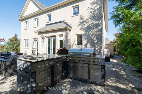 Photo 46 at 16 Thomas Noble Court, Nobleton, King