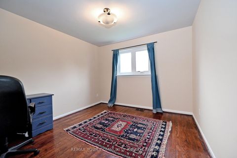 Photo 19 at 39 Prattley Drive, Don Valley Village, Toronto