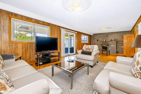 Photo 12 at 254 Maple Leaf Drive, Rustic, Toronto