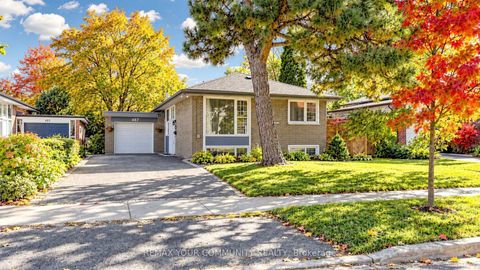 Photo 1 at 487 Hounslow Avenue, Willowdale West, Toronto