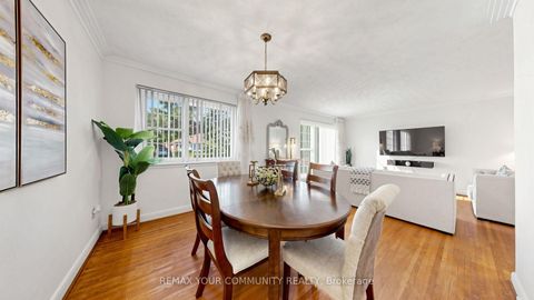 Photo 10 at 487 Hounslow Avenue, Willowdale West, Toronto