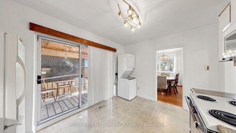 Photo 15 at 487 Hounslow Avenue, Willowdale West, Toronto
