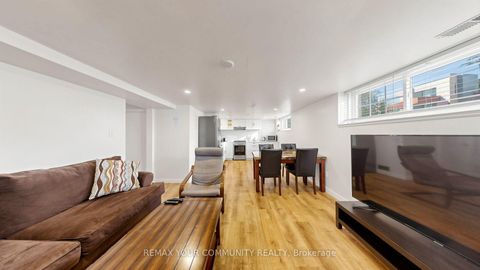 Photo 31 at 487 Hounslow Avenue, Willowdale West, Toronto