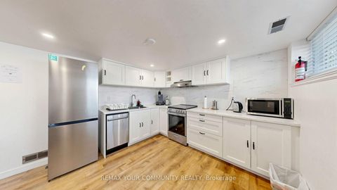 Photo 34 at 487 Hounslow Avenue, Willowdale West, Toronto
