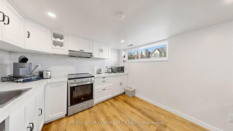 Photo 35 at 487 Hounslow Avenue, Willowdale West, Toronto