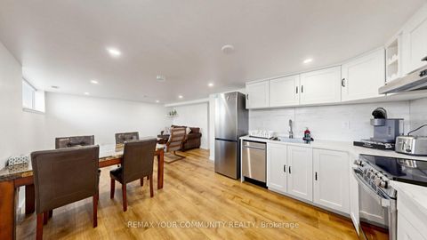 Photo 36 at 487 Hounslow Avenue, Willowdale West, Toronto