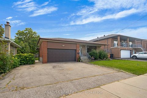 Photo 4 at 269 Gary Drive, Pelmo Park W4, Toronto