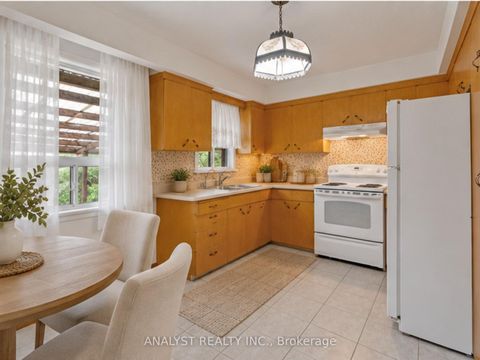 Photo 15 at 269 Gary Drive, Pelmo Park W4, Toronto