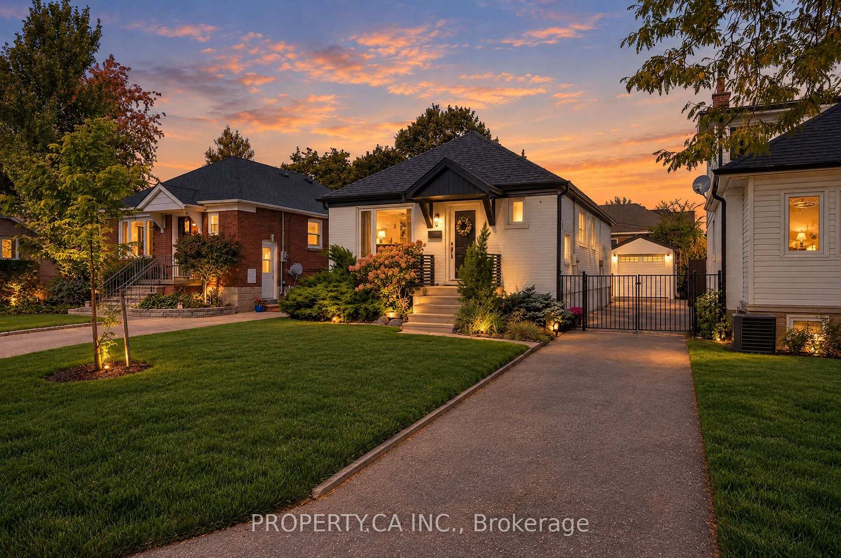 44 Daniels Street, Queensway, Toronto 