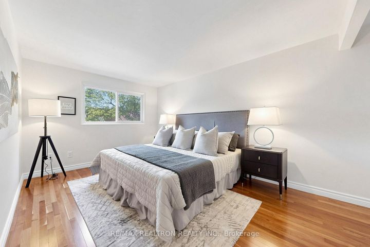 Photo 18 at 42 Pepper Vine Way, Bayview Village, Toronto