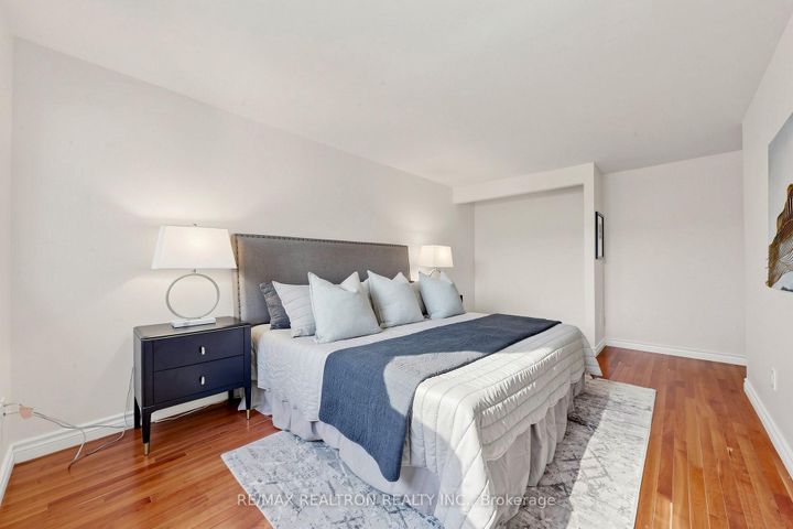 Photo 19 at 42 Pepper Vine Way, Bayview Village, Toronto