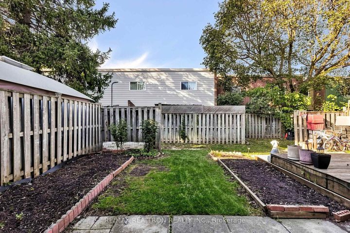 Photo 43 at 42 Pepper Vine Way, Bayview Village, Toronto