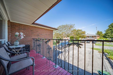 Photo 1 at 37 Pawnee Avenue, Pleasant View, Toronto
