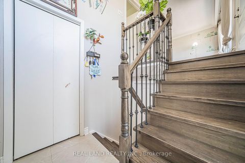 Photo 5 at 37 Pawnee Avenue, Pleasant View, Toronto