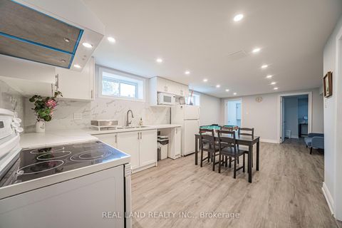 Photo 28 at 37 Pawnee Avenue, Pleasant View, Toronto