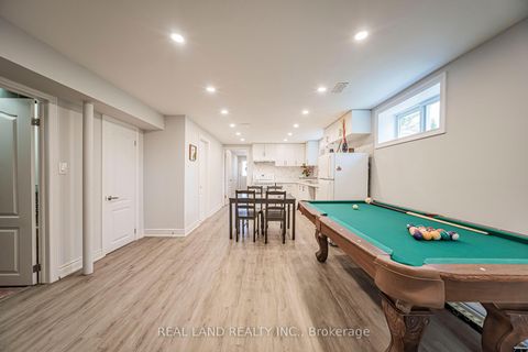 Photo 33 at 37 Pawnee Avenue, Pleasant View, Toronto