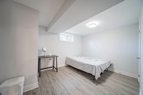 Photo 35 at 37 Pawnee Avenue, Pleasant View, Toronto