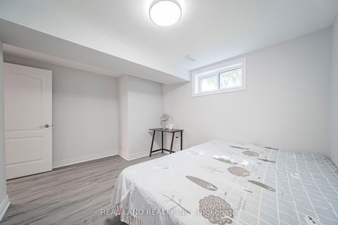 Photo 42 at 37 Pawnee Avenue, Pleasant View, Toronto