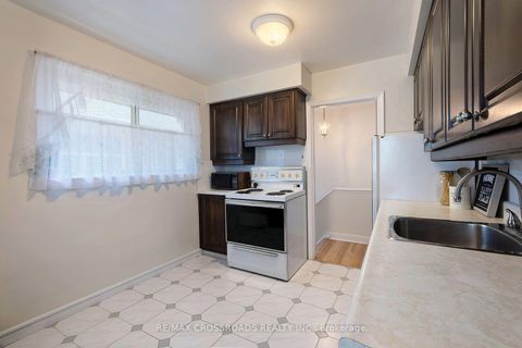 Photo 11 at 887 Brimorton Drive, Woburn, Toronto