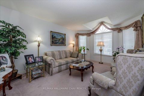 Photo 3 at 245 Pringle Drive, Edgehill Drive, Barrie