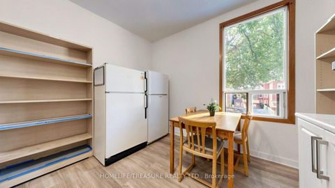 Photo 18 at 198 McCaul Street, Chinatown, Toronto