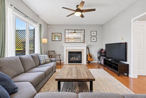 Photo 11 at 30 Sun King Crescent, Shore, Barrie