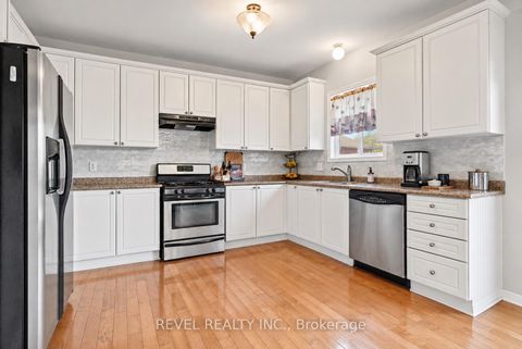 Photo 18 at 30 Sun King Crescent, Shore, Barrie