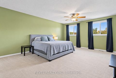 Photo 24 at 30 Sun King Crescent, Shore, Barrie