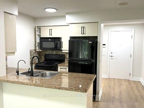 Photo 10 at 315 - 25 Greenview Avenue, Newtonbrook West, Toronto