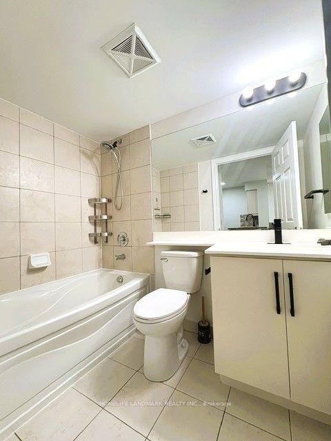 Photo 15 at 315 - 25 Greenview Avenue, Newtonbrook West, Toronto