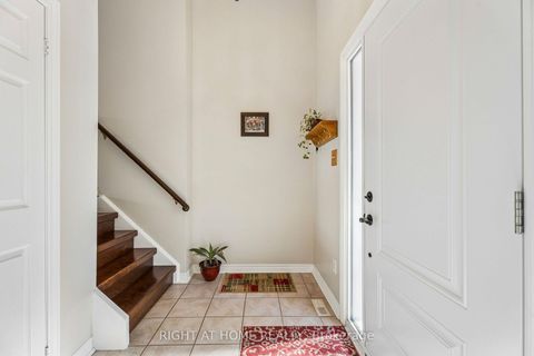 Photo 4 at 12 Player Drive, East Bayfield, Barrie