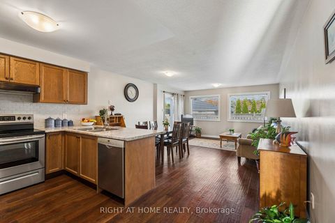 Photo 6 at 12 Player Drive, East Bayfield, Barrie