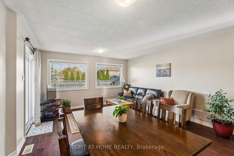 Photo 7 at 12 Player Drive, East Bayfield, Barrie