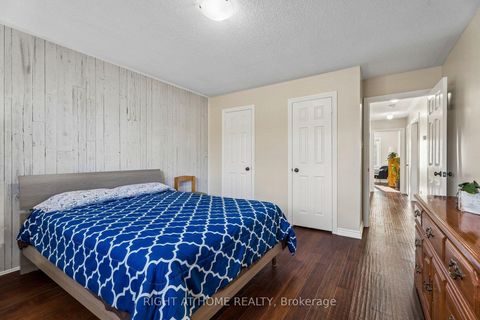 Photo 18 at 12 Player Drive, East Bayfield, Barrie