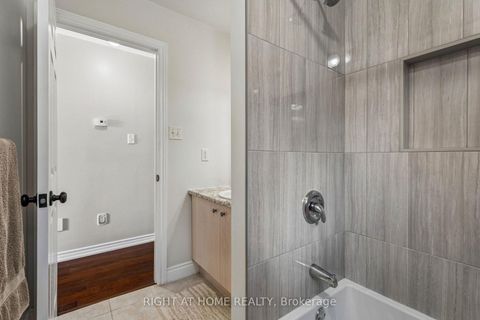Photo 24 at 12 Player Drive, East Bayfield, Barrie