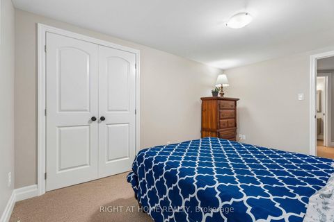 Photo 35 at 12 Player Drive, East Bayfield, Barrie