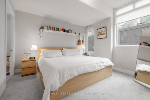 Photo 7 at 202 - 68 Merton Street, Mount Pleasant West, Toronto