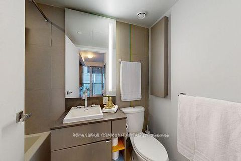 Photo 16 at 602 - 101 PETER Street, Waterfront Communities C1, Toronto
